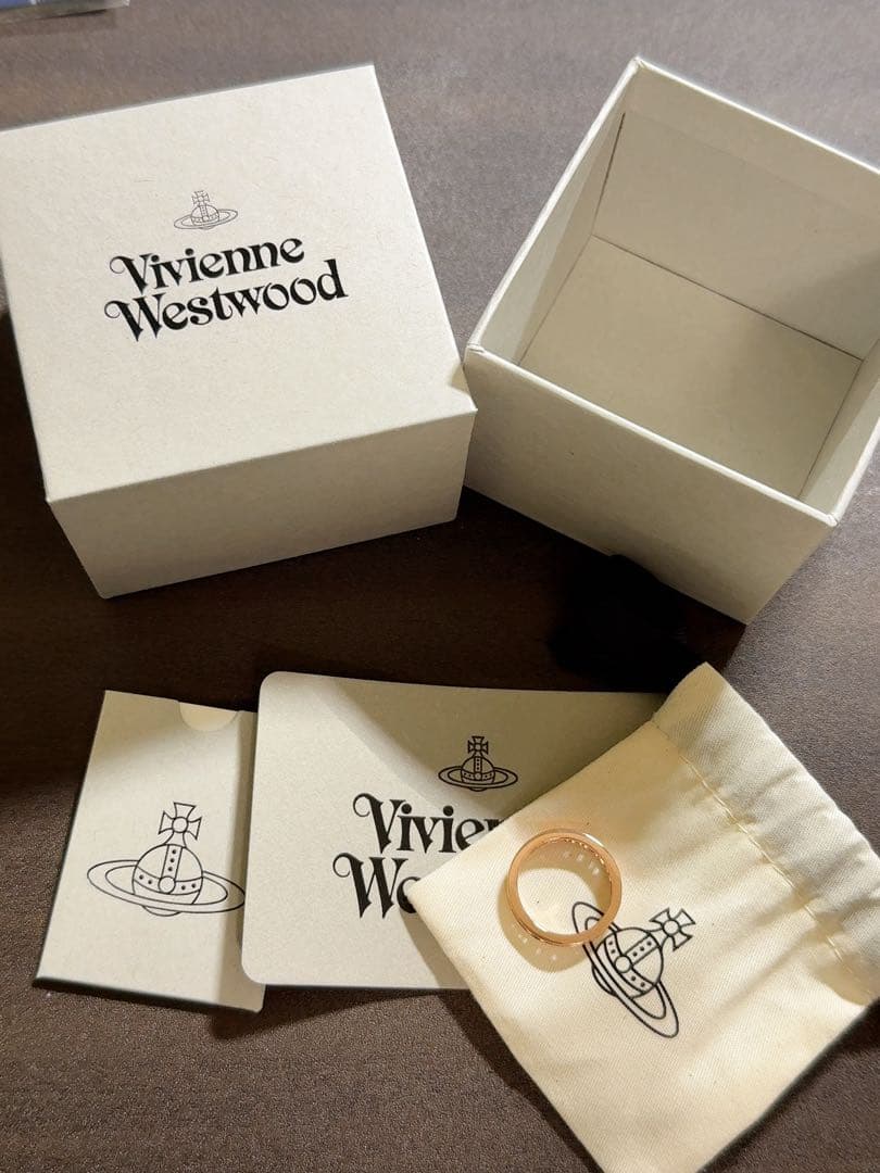 Vivienne Westwood リング ピンクゴールド