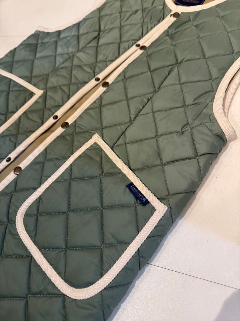 LAVENHAM オリーブグリーン キルティングベストコート