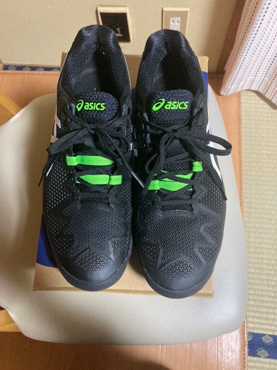 テニスシューズ アシックス ゲルレゾリューション8