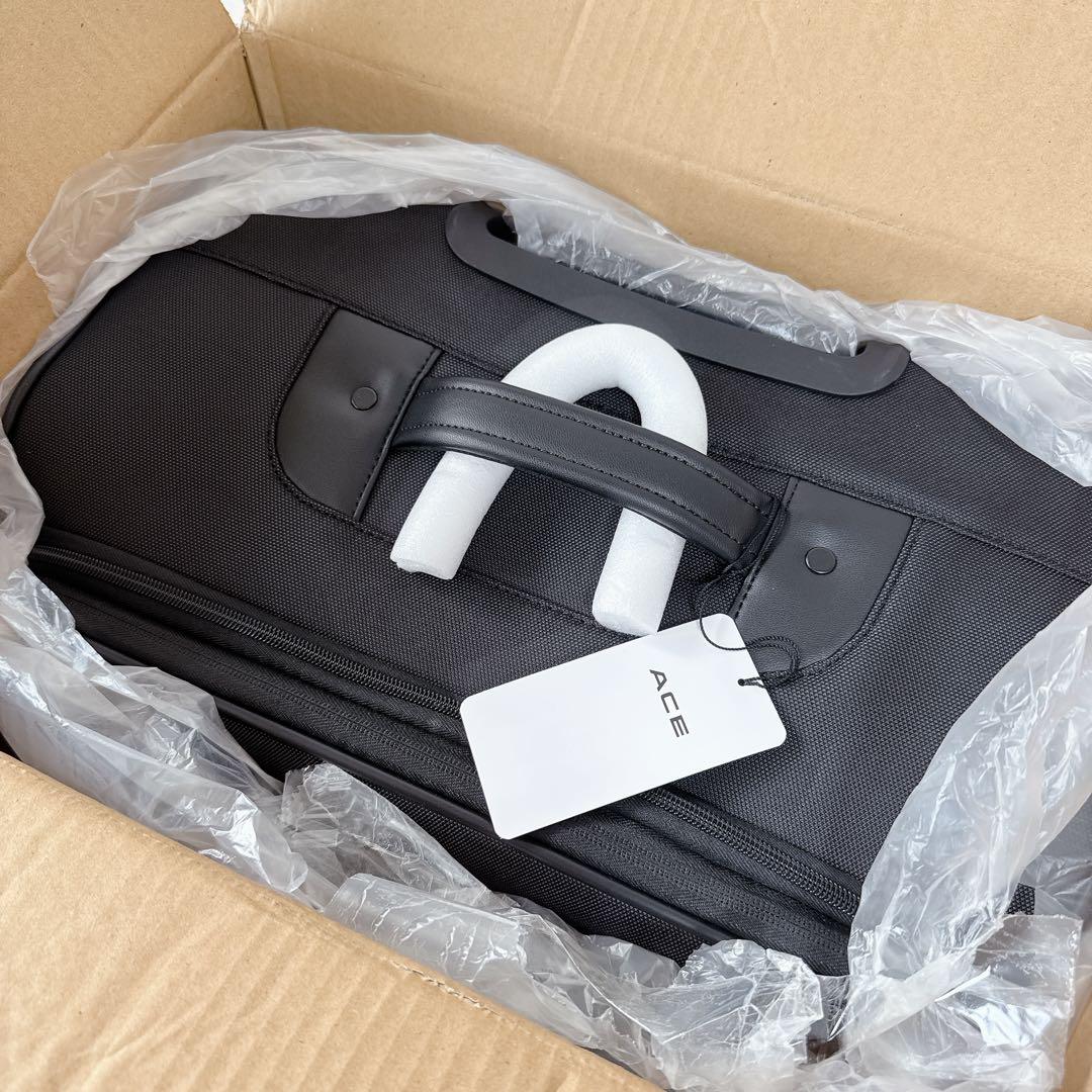 超軽量 新品未使用 【エース】ソフトキャリーケース L TSAロック ブラック
