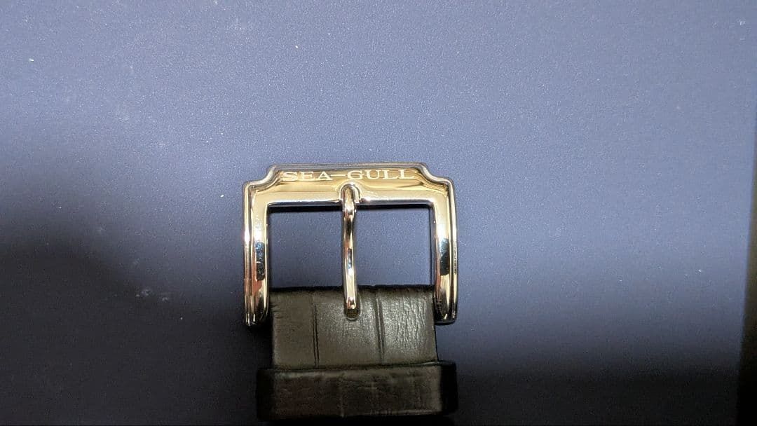 値引中！ SEAGULL 6075 ほぼ新品！自動巻 スモセコ サファイア！