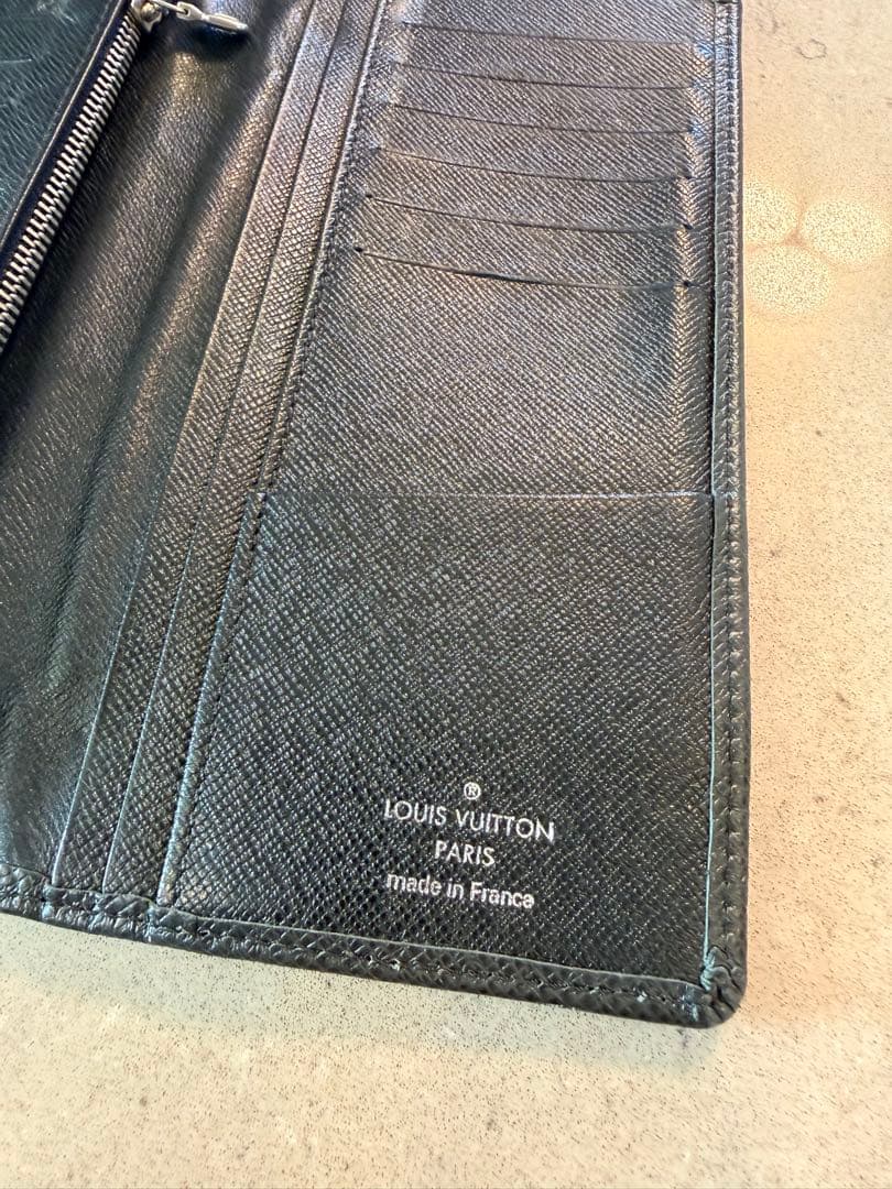 ルイヴィトン　タイガ　長財布