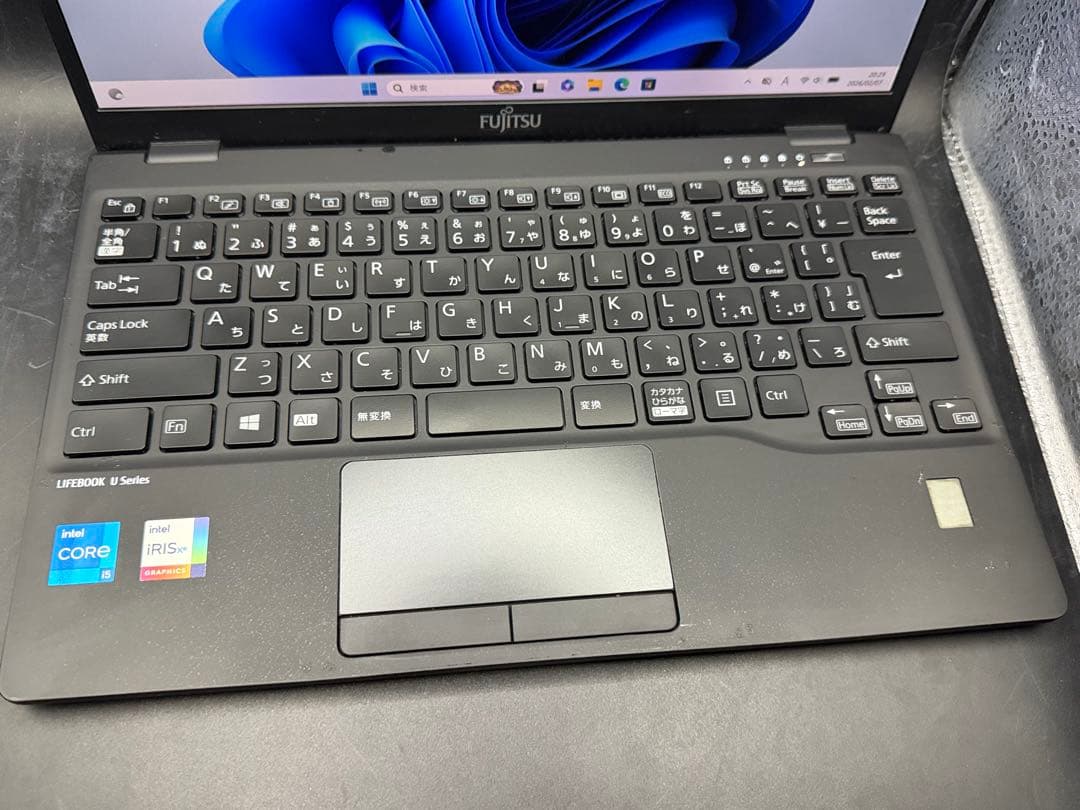 超軽量 U9311/F i5 第11世代8GB 256GB NVMe