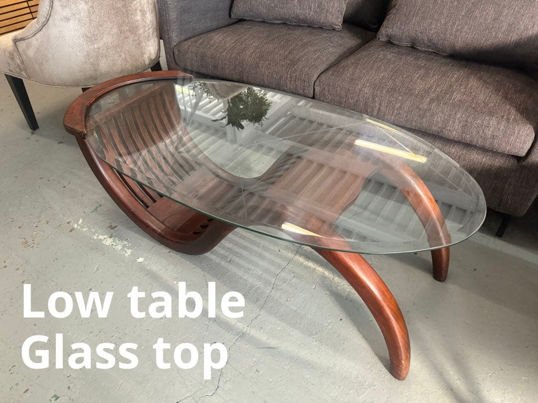 ローテーブル　アジアンスタイル家具　w124cm ガラス天板