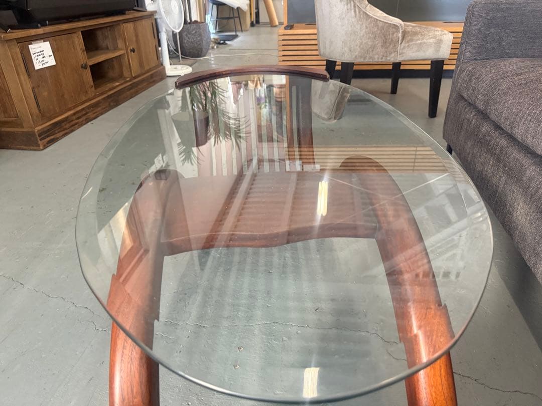 ローテーブル　アジアンスタイル家具　w124cm ガラス天板