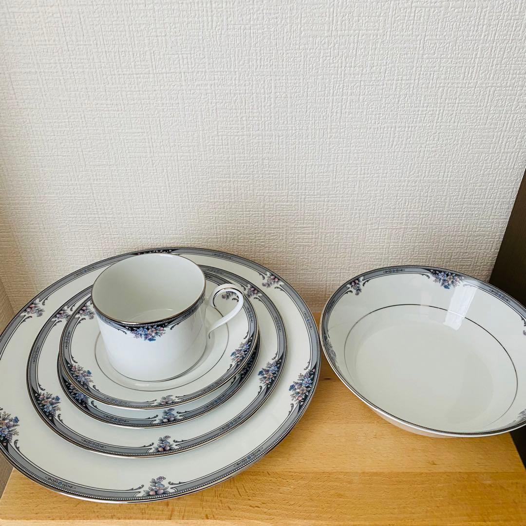 ⚫︎ノリタケ　ディナーセット　カップ　ボウル　プレート　5点セット　10上〜14下