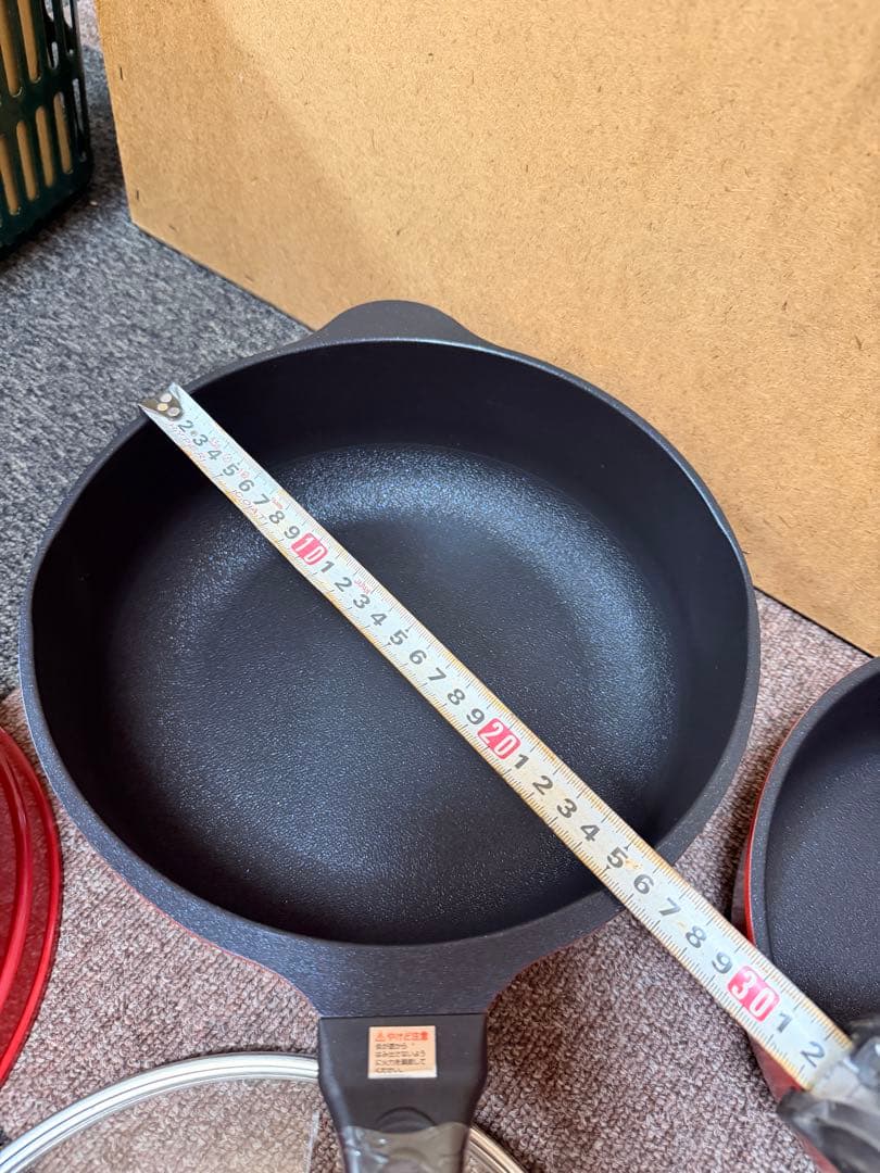 未使用　Bellfina 赤色のノンスティック鍋とフライパン　3点セット