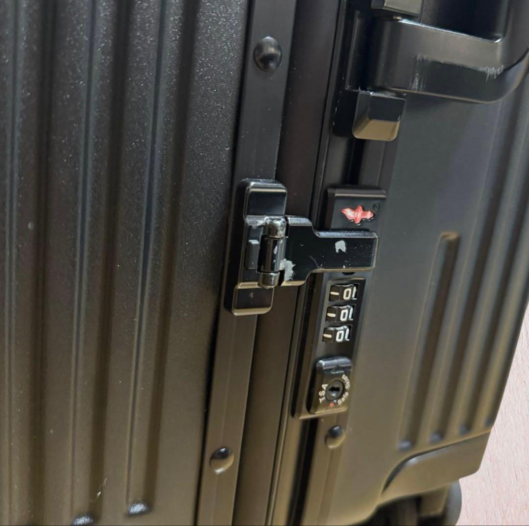 EMPORIO ARMANI エンポリオアルマーニ　スーツケース　キャリーケース