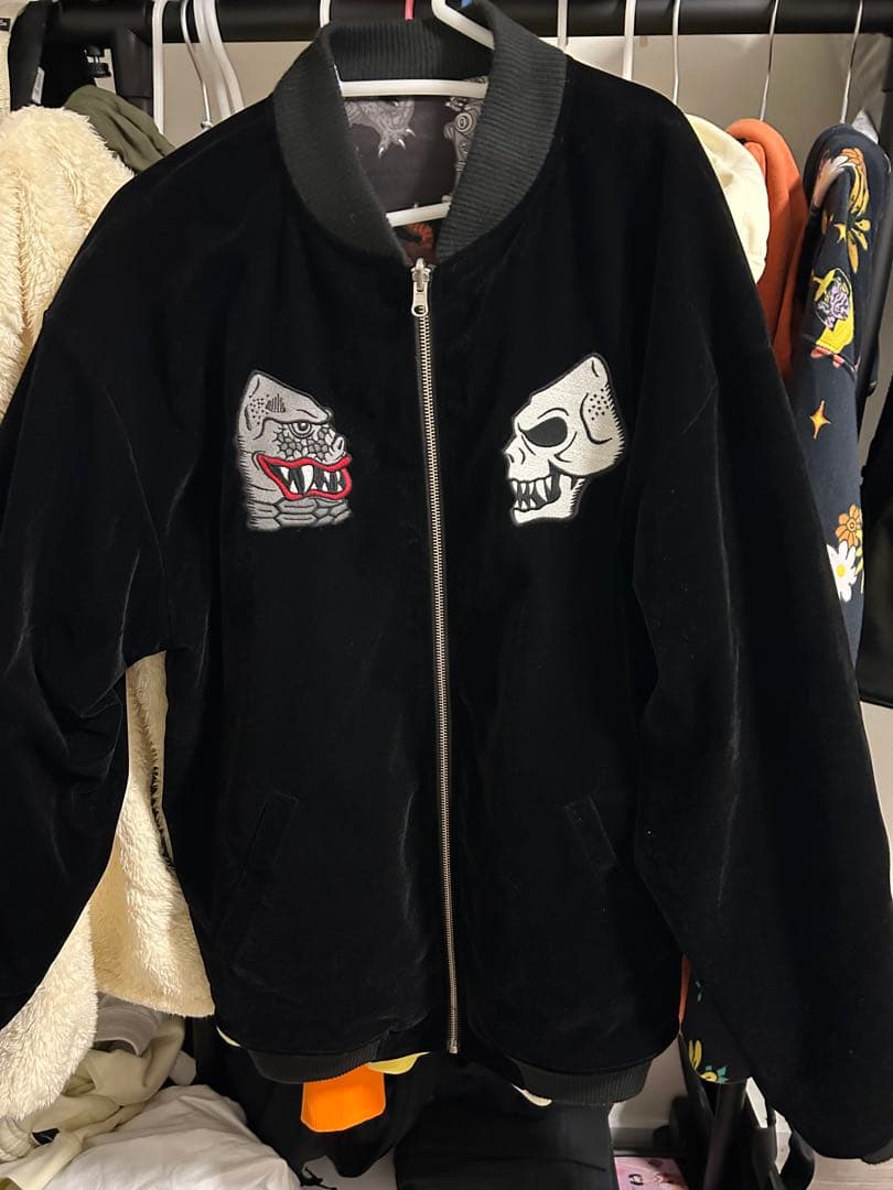 パンクドランカーズレッドキングスカジャン、 リバーシブル