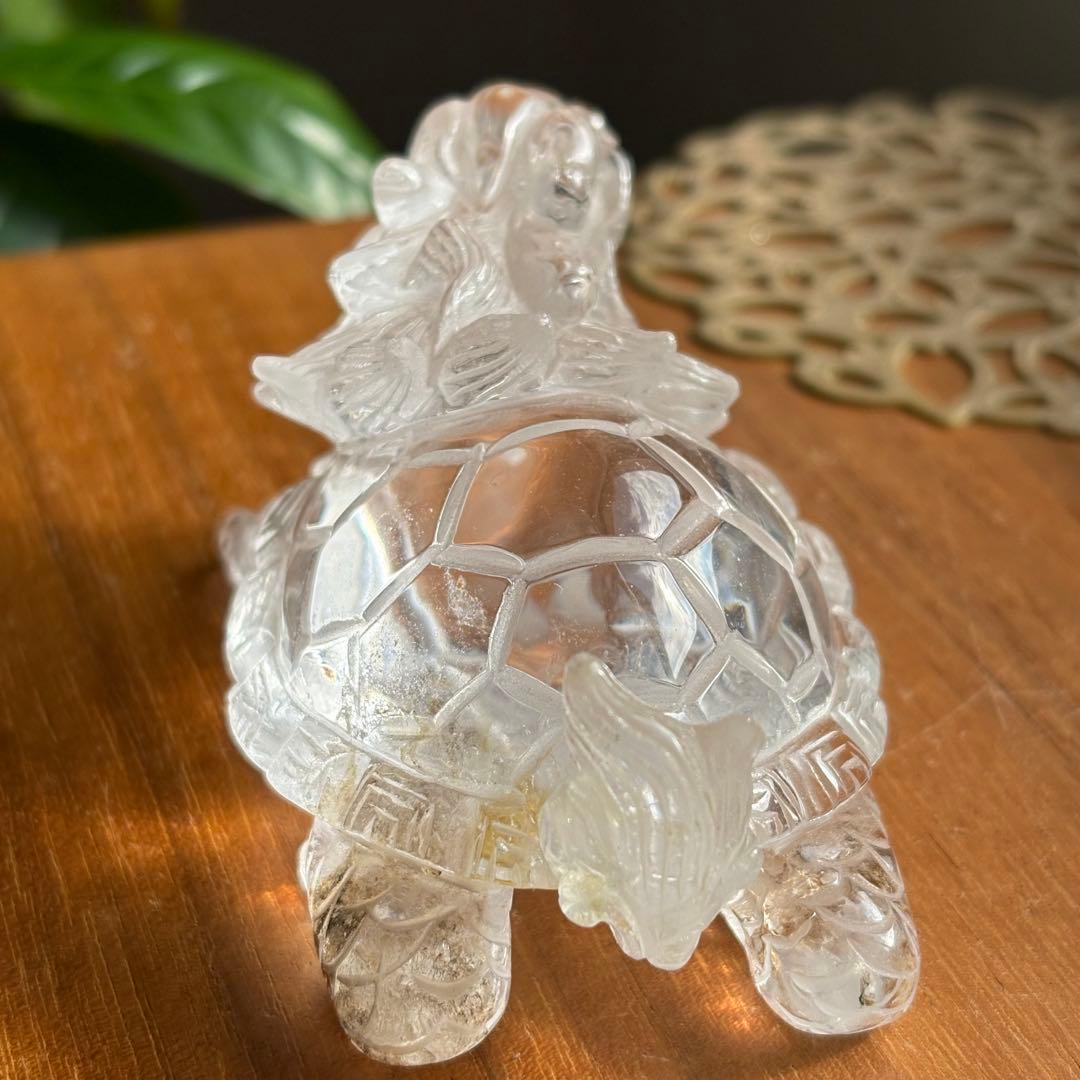 高品質 ブラジル産の天然水晶で彫られた龍亀（ロングイ） 置物197g