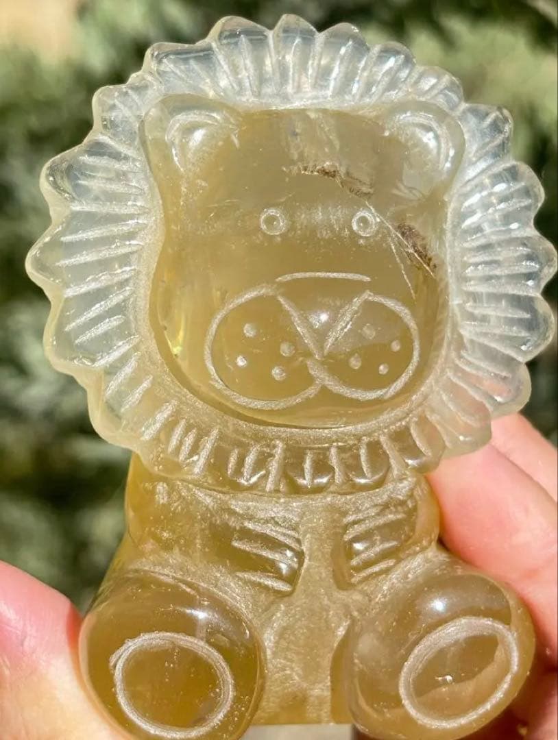 天然ナチュラルシトリン　非加熱　後ろにビックレインボー　ライオン　高品質