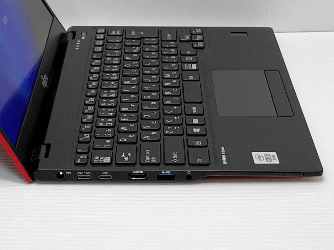 バ*ズ様 ガーネットレッド 第10世代Core i5 LIFEBOOK U931