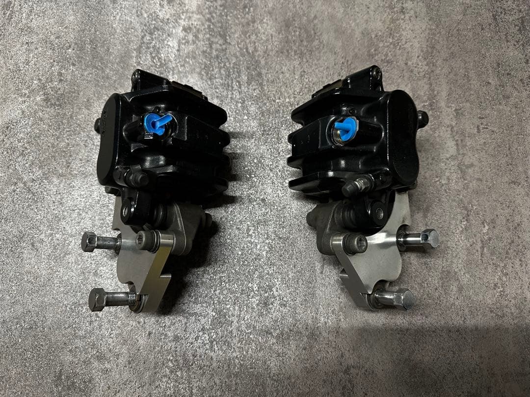 Z1 ダブルディスクキット、キャリパーセット