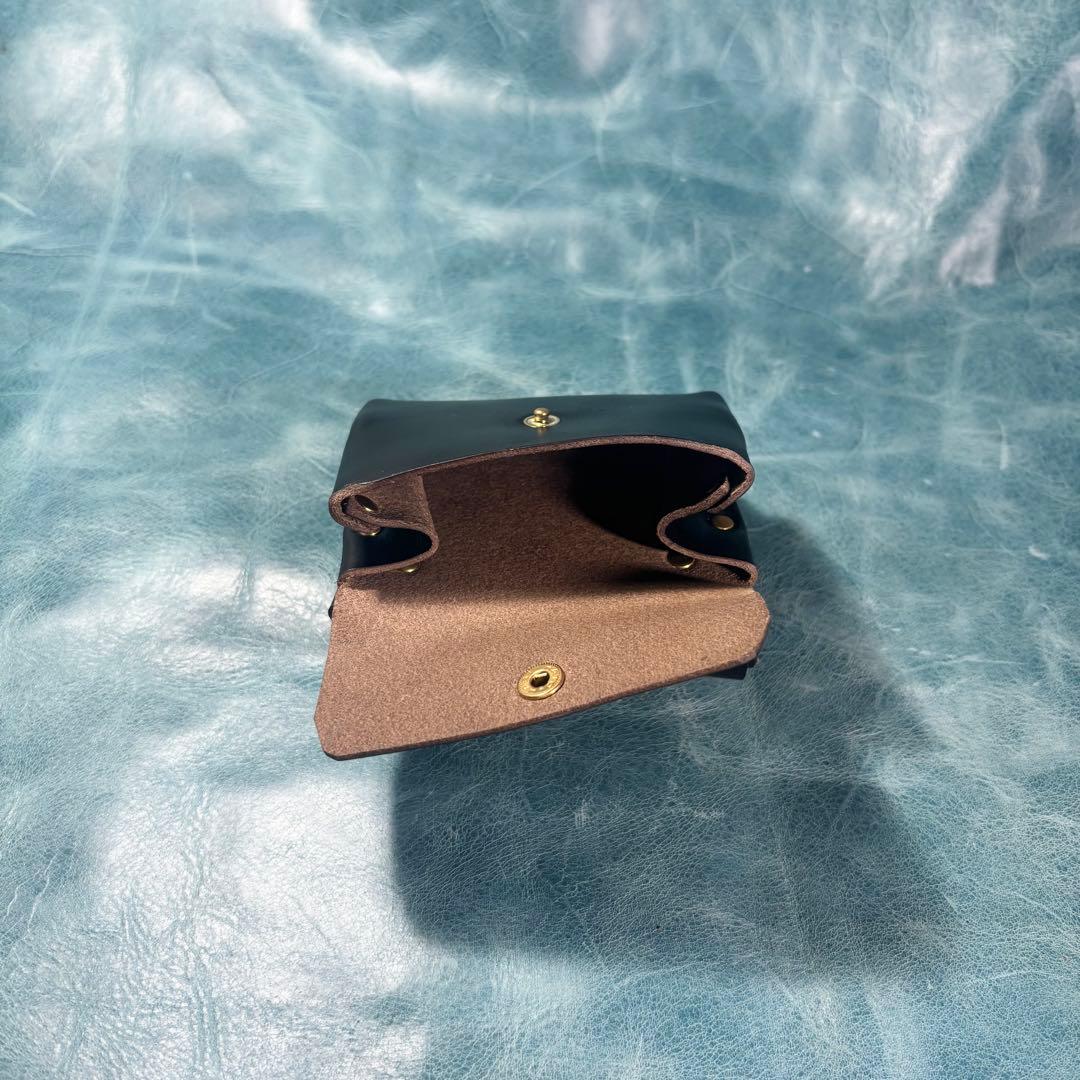 コンパクト　革　財布　クロムエクセル　レザー　黒色　ギボシ　真鍮　ハンドメイド