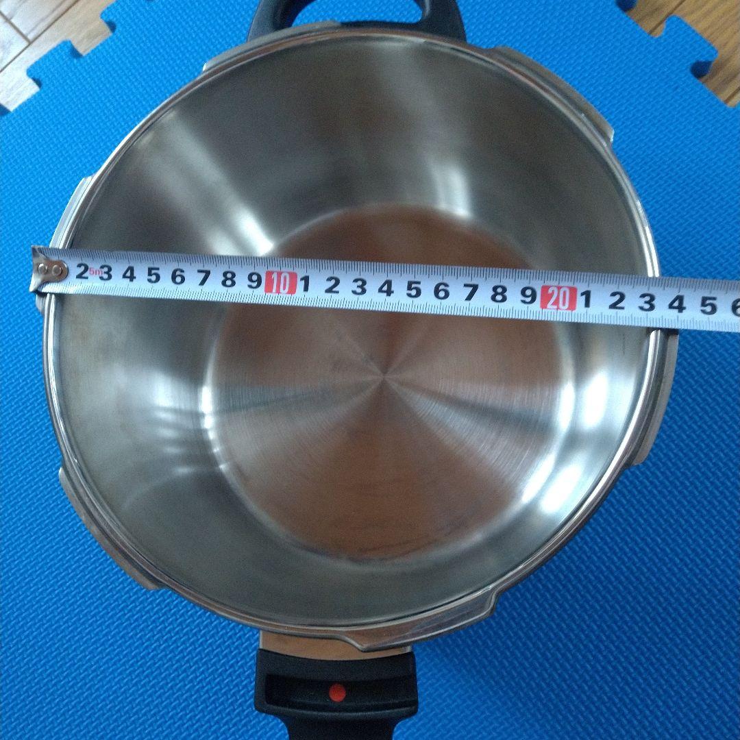 《 フィスラー 》ドイツ製 圧力鍋 4.5L ❣️
