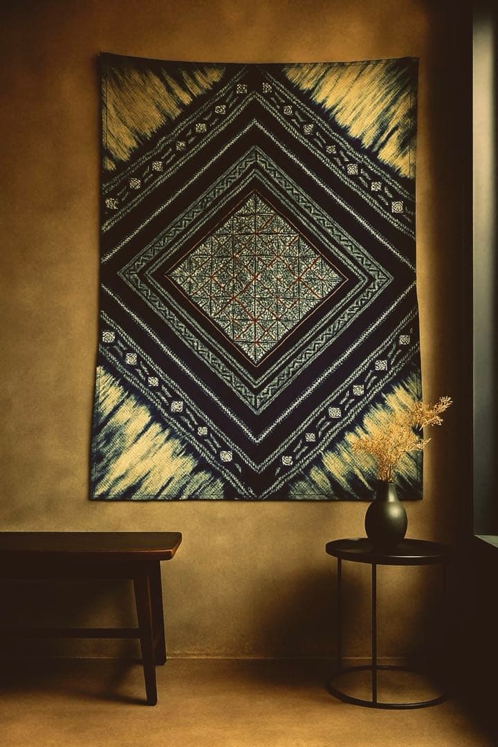 迫力の絞り藍染め布　大