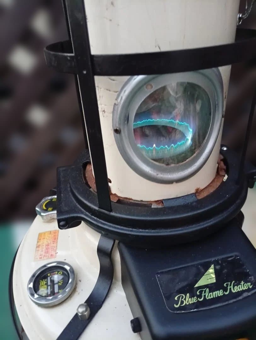 アラジンストーブ 純正品芯交換済 メンテナンス済です。耐熱塗装、取説付。