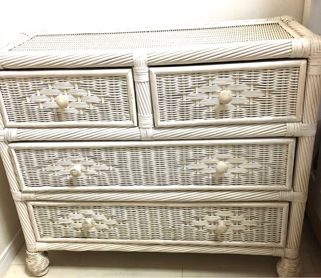 ヴィンテージ　ホワイトラタン 3段チェスト☆