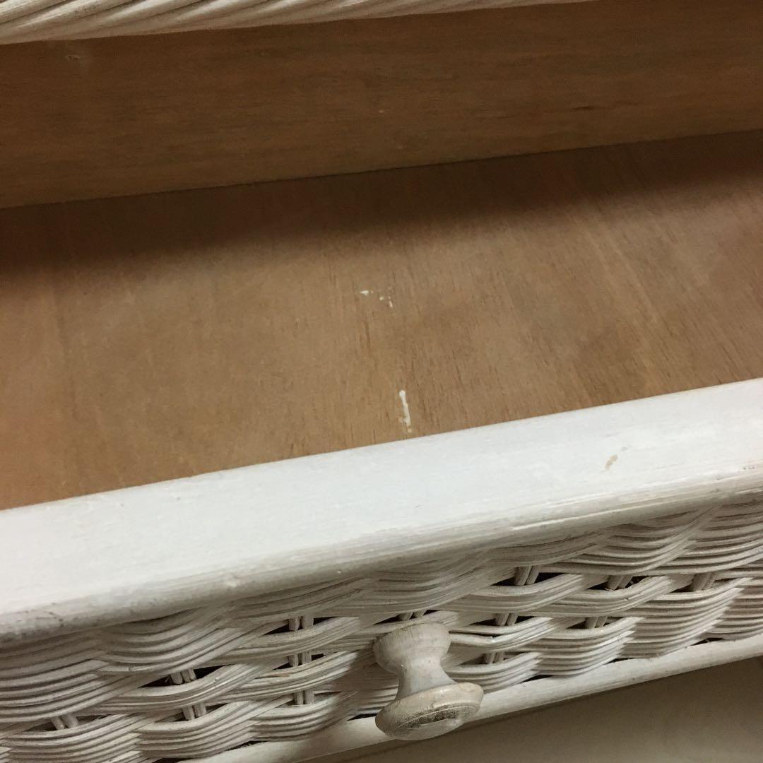 ヴィンテージ　ホワイトラタン 3段チェスト☆