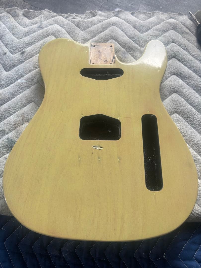 squire by fender テレキャスター ラッカーボディ おまけ付き