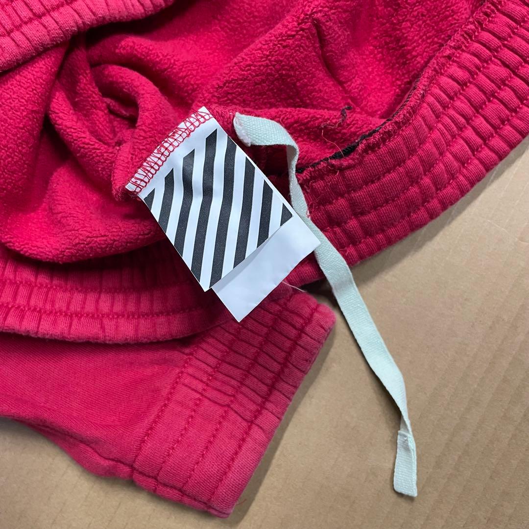 OFF WHITE パーカー BTS ホビ着用 フード付き