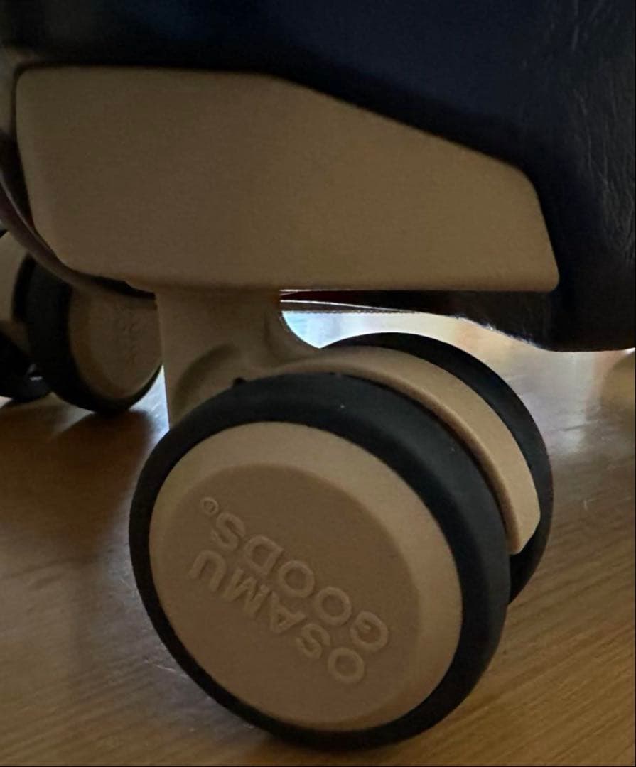 y*︎様 新品未使用　オサムグッズスーツケース Ｓサイズ