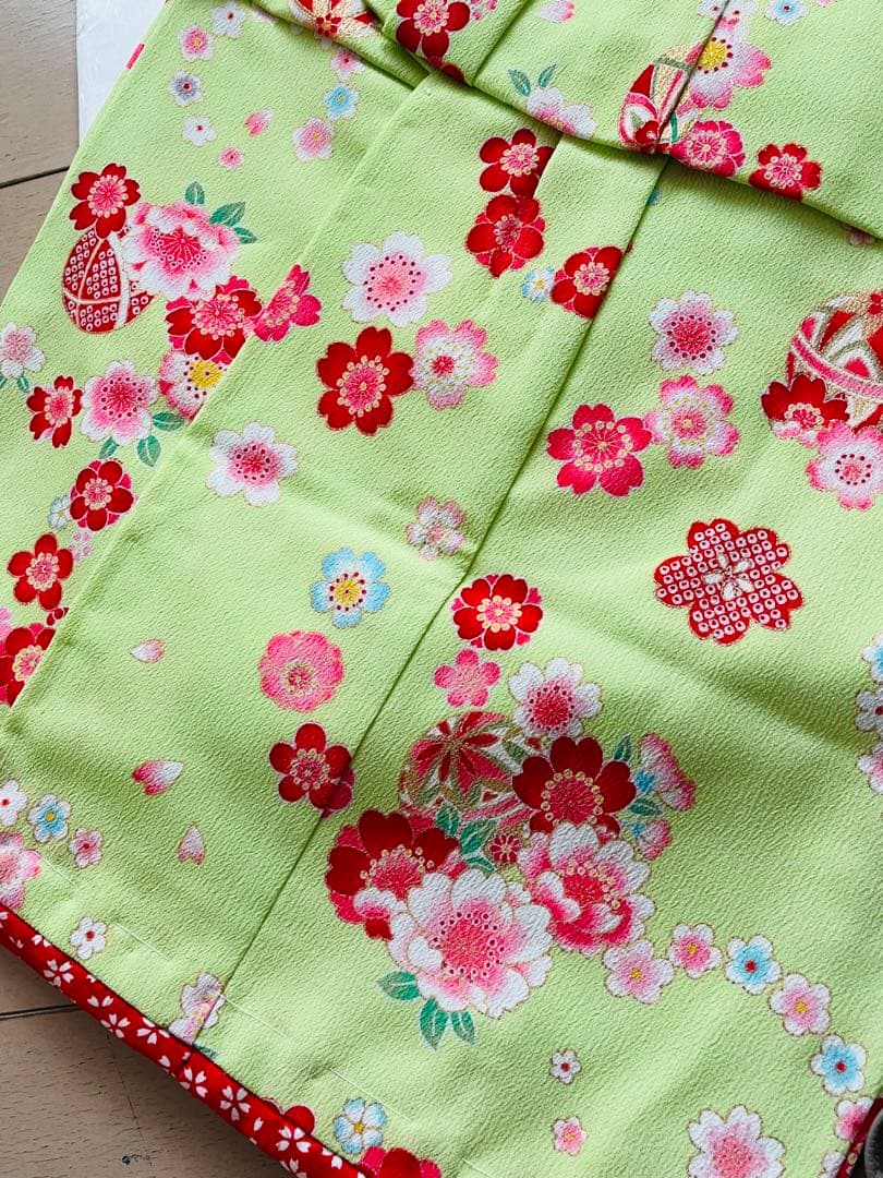 七五三 3歳女の子用被布 赤に花柄