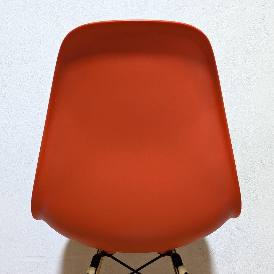 美品 正規品 ハーマンミラー イームズ シェル サイド チェア DSW レッド