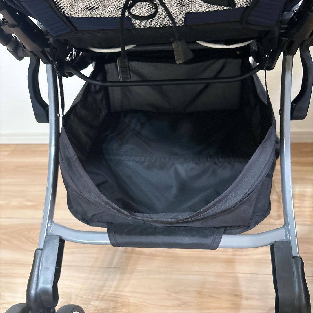 ✨美品✨ アップリカ ラクーナ ソファークッション オート4輪 対面式 送料無料