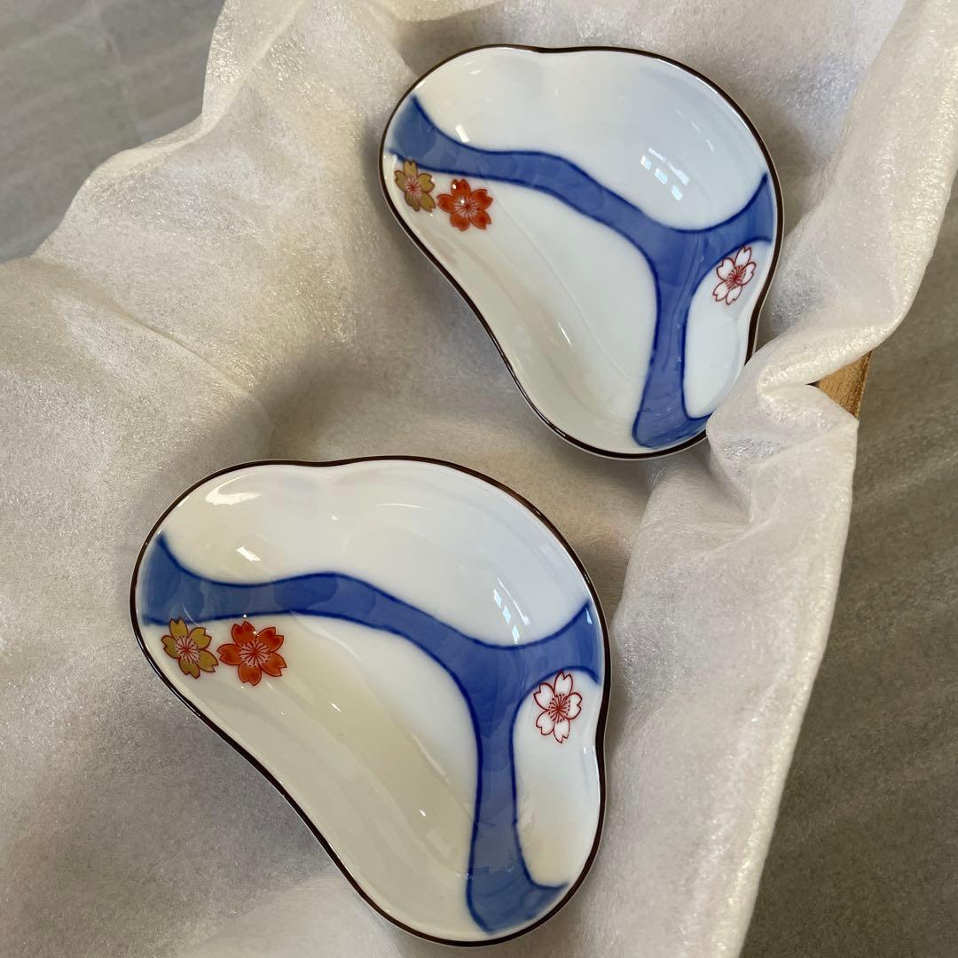 お値下【新品】深川製磁　百年庵　流水桜　松型千代口　猪口　豆鉢　醤油皿　2客
