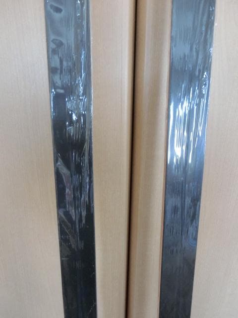 ROSSIGNOL XIUM クロカンスキー板とYOKOカーボンポール未使用