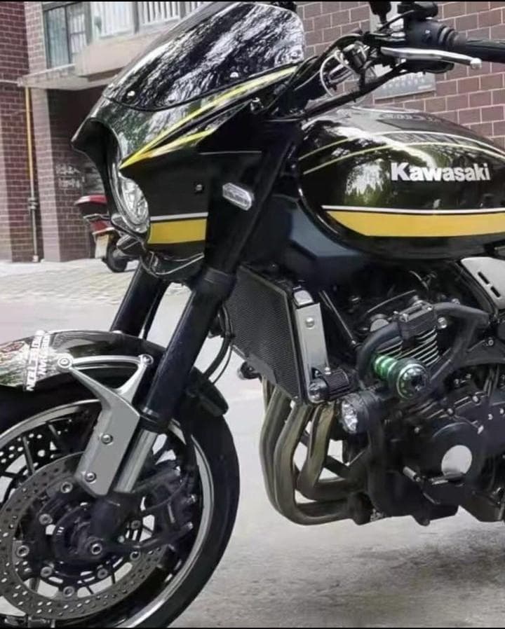 セール中　z900rs ビキニカウル　キャンディブルー ZR900C