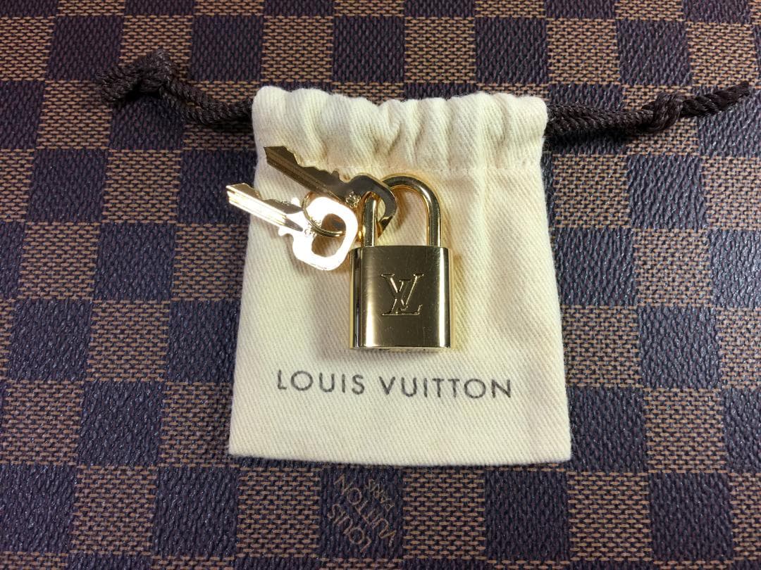 なおりんさん専用ルイヴィトン スーツケース『モノグラム ゼフィール55』