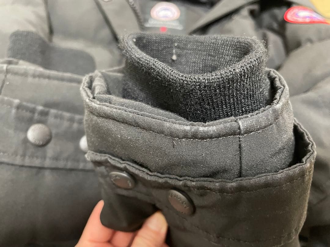   マッケンジー Mサイズ 黒 ダウンジャケット