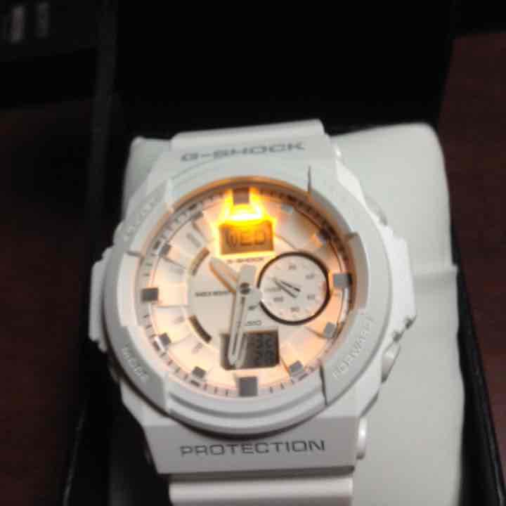 G-SHOCK 白