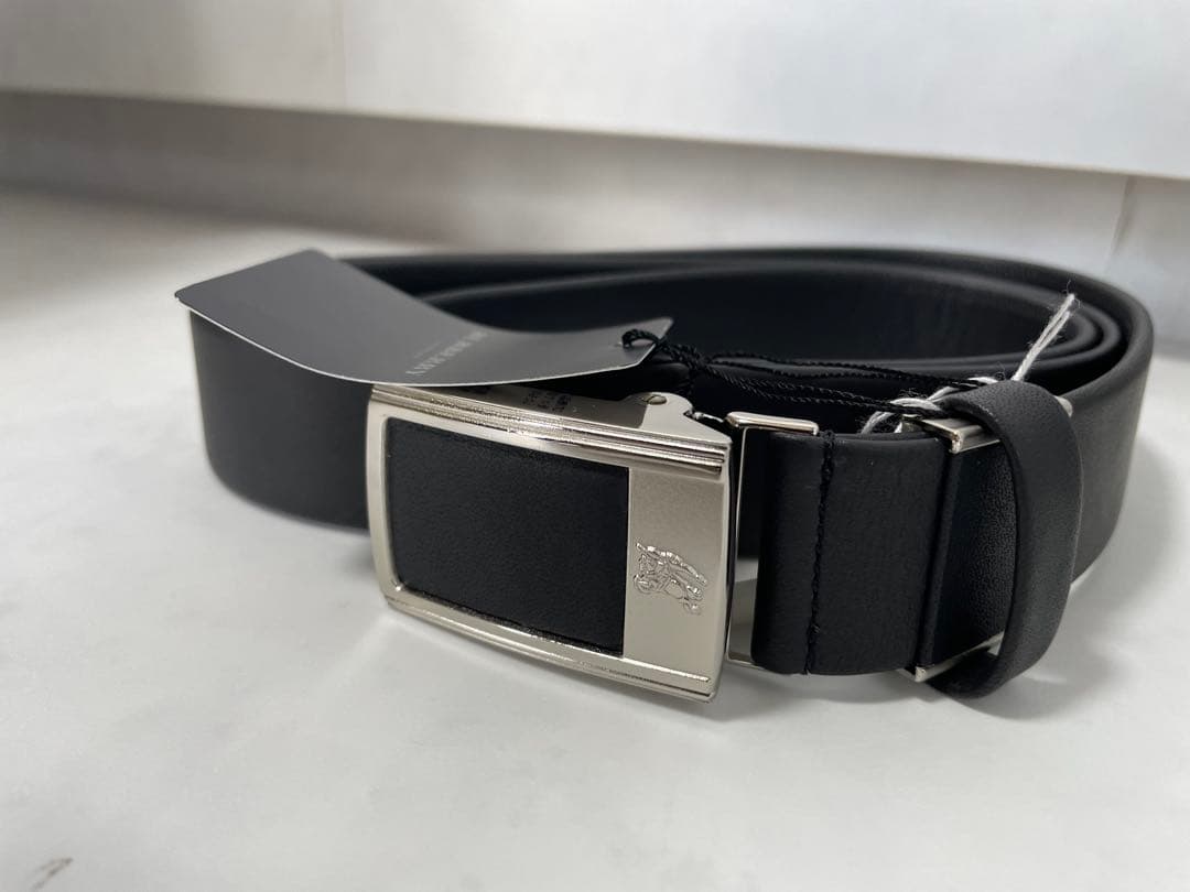 【美品】 Burberry レザーベルト 牛皮