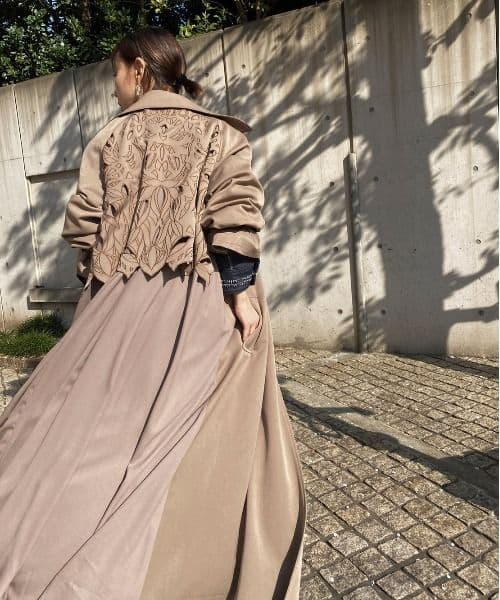 BACK CUTTING LACE COAT　ameri vintage