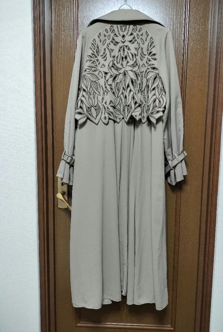 BACK CUTTING LACE COAT　ameri vintage