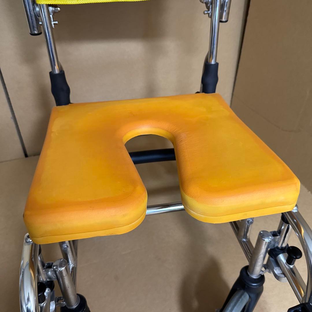 kawamuraサイクル 入浴用車椅子 イエロー　【A-107】
