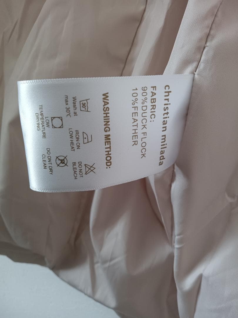 新品christian milada ダウンジャケット 48 ホワイト