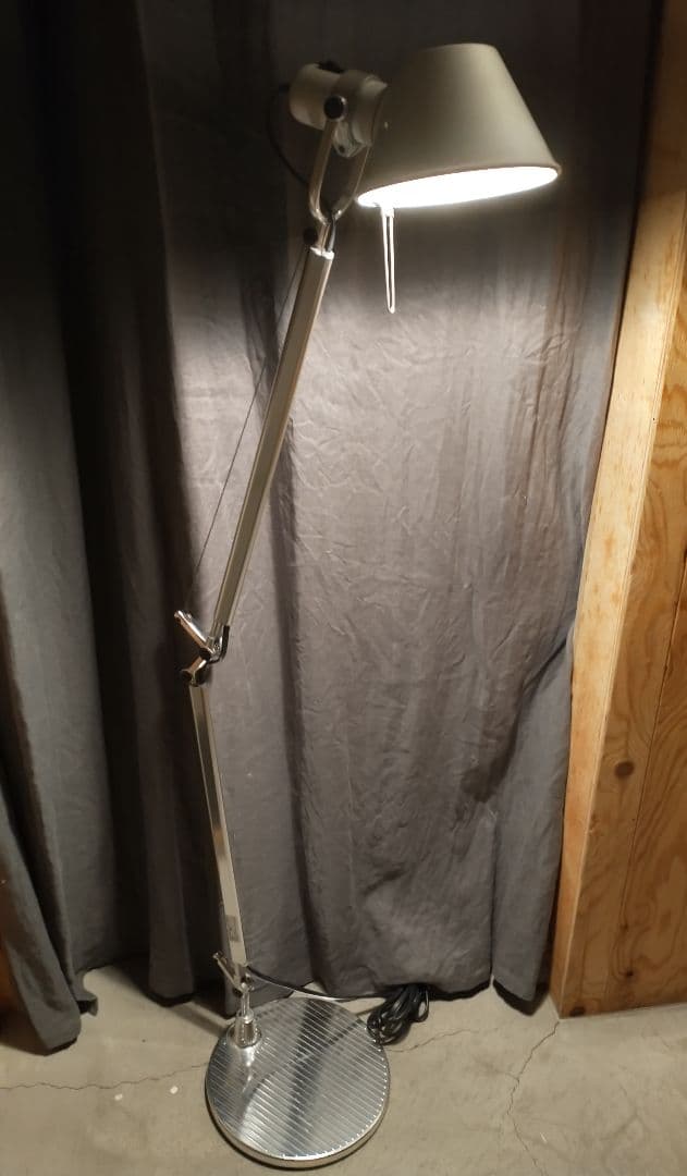 アルテミデ Artemide TOLOMEO READING FLOOR LED