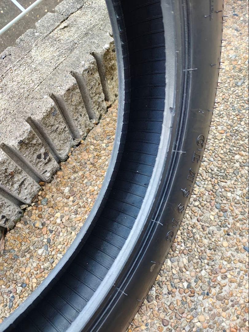 ADLERT CLASSIC DC-018 4.00×18インチ タイヤ