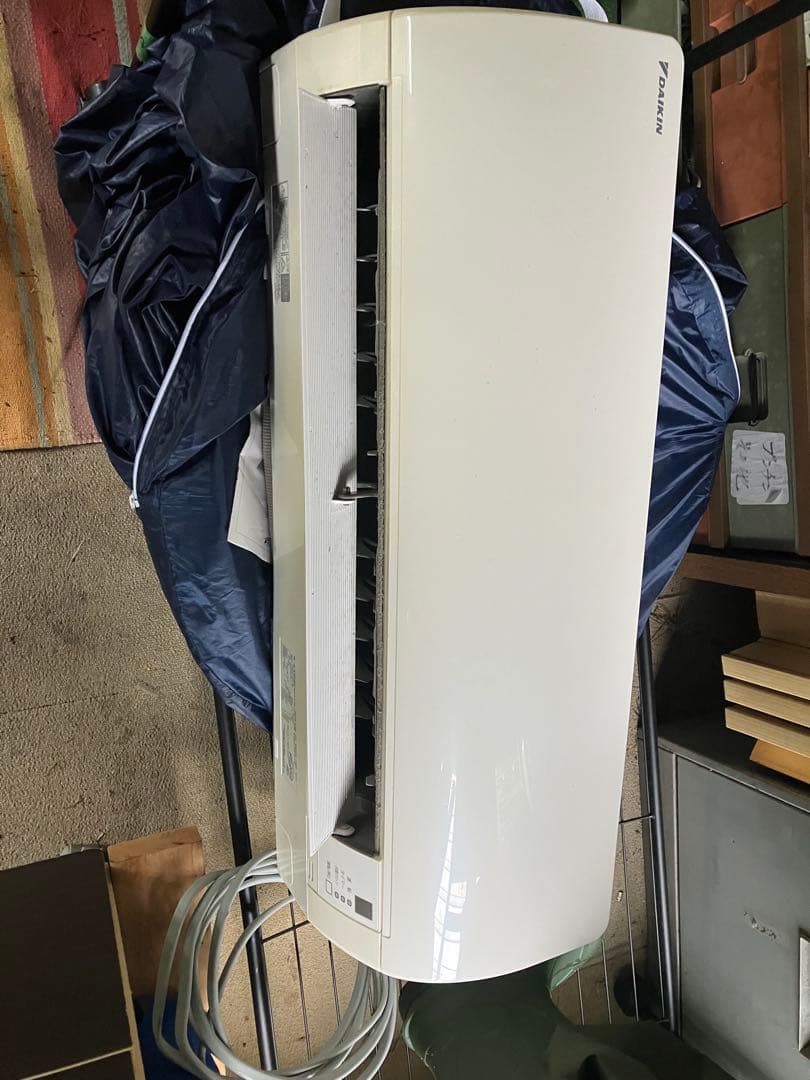 【引き取り限定】ダイキン ルームエアコン F40UTEP-W（2018年製)