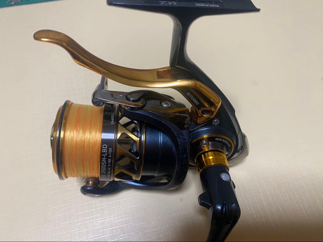 ダイワ 18トーナメント ISO 2500SH-LBD 値下げ交渉あり