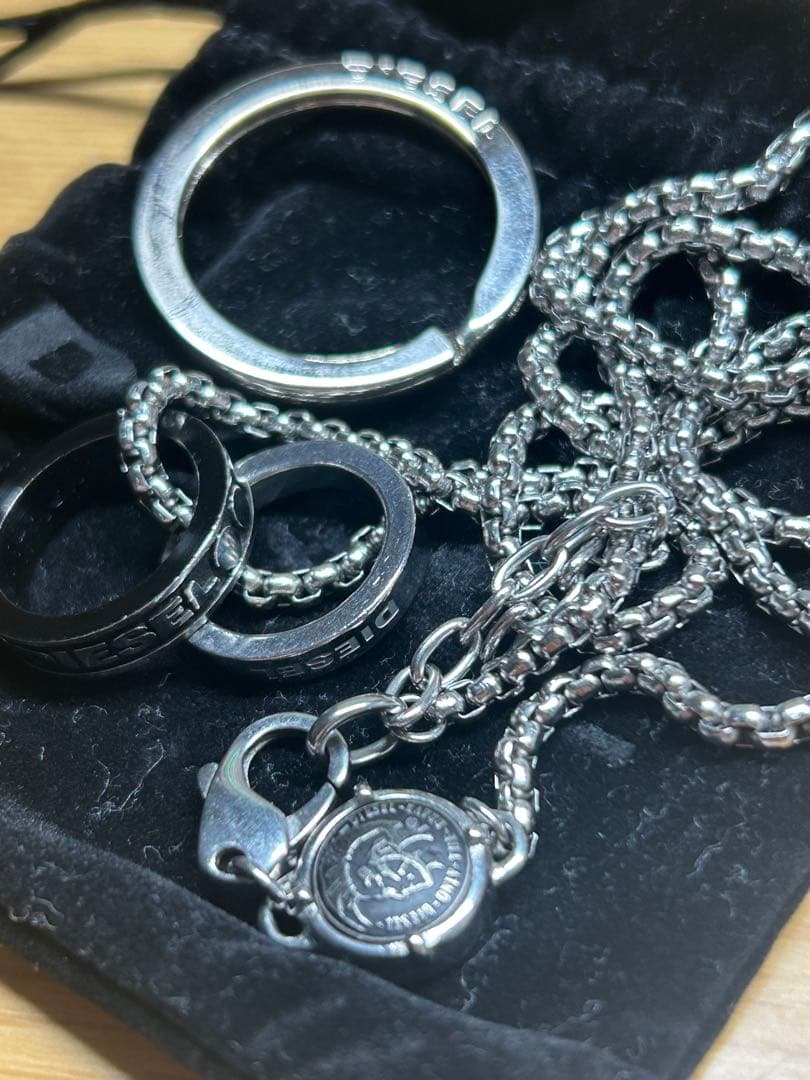 DIESEL ダブルリングネックレス