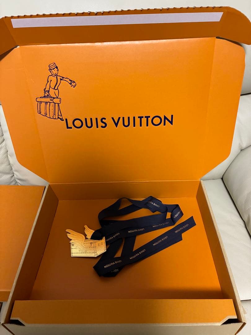 ルイヴィトンマフラー　新品未使用