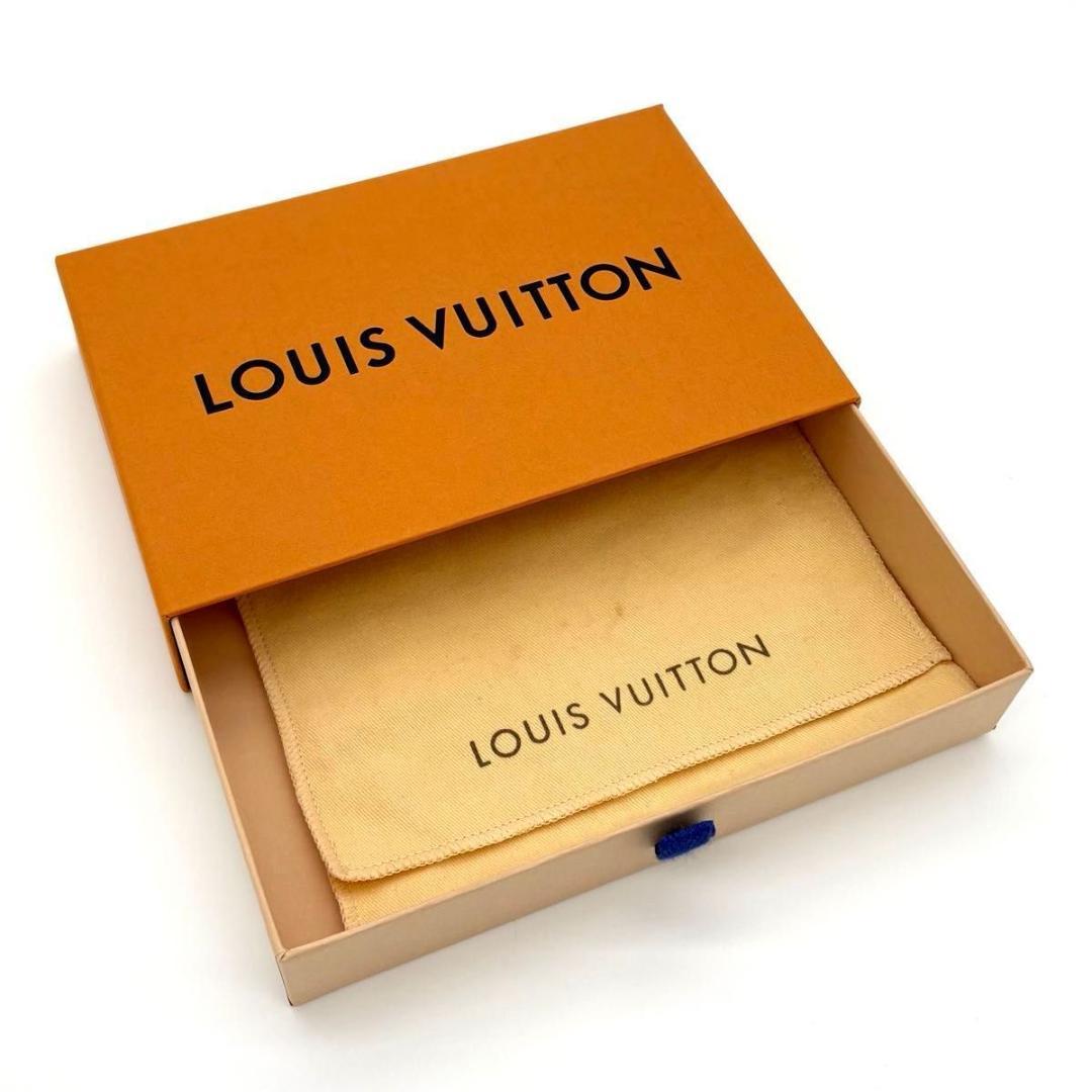 ルイヴィトン モノグラム シャドウ ハイブリッド ウォレット 黒 2241