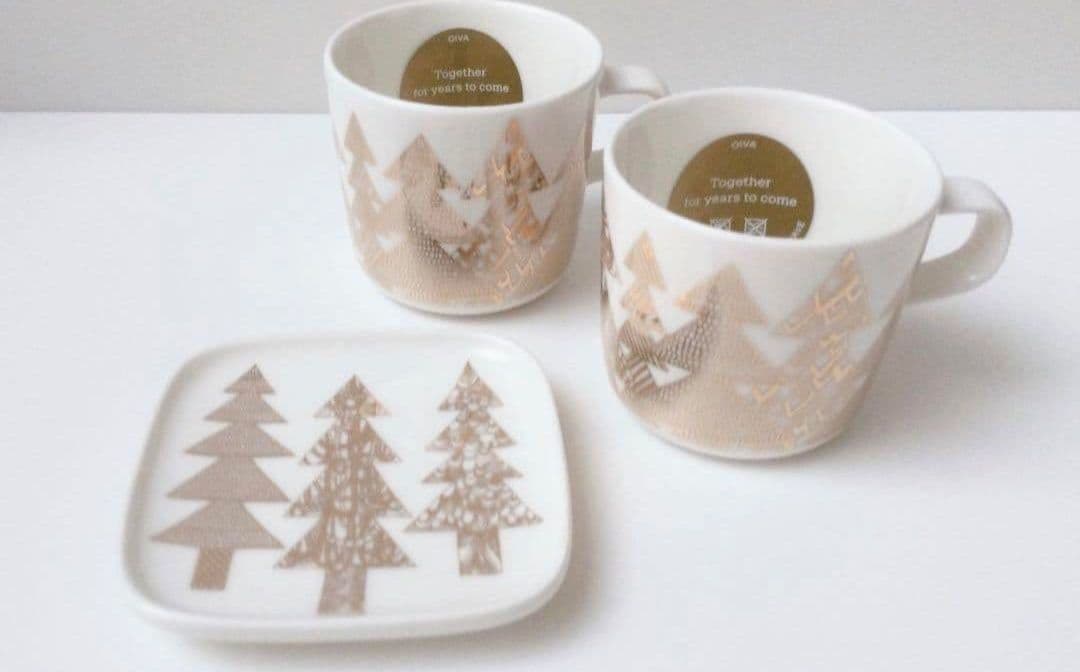 2/11限定価格✩マリメッコ　クーシコッサ　マグカップ２客＆プレート１枚