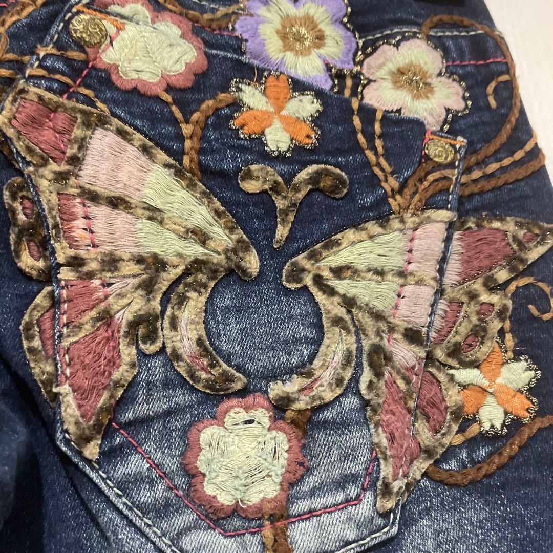 お*ん様 激レア　red pepper 豪華刺繍　ブーツカット　デニム　25