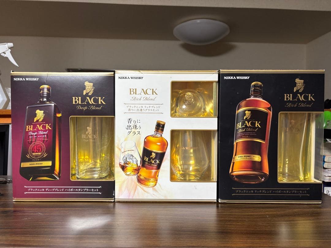 ブラックニッカ　ディープブレンド　リッチブレンド　グラス付きグラスセット